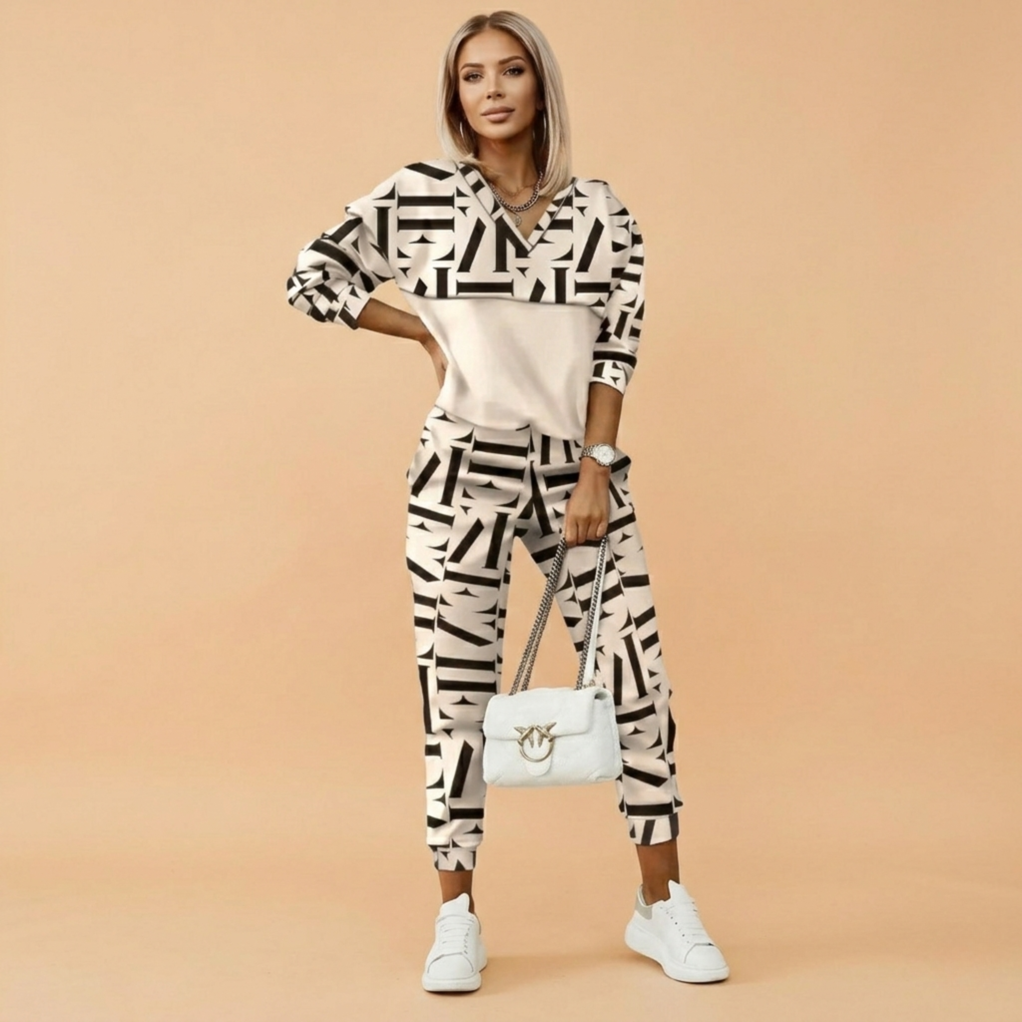 Two-Piece Tracksuit Stylish Comfortable Loungewear