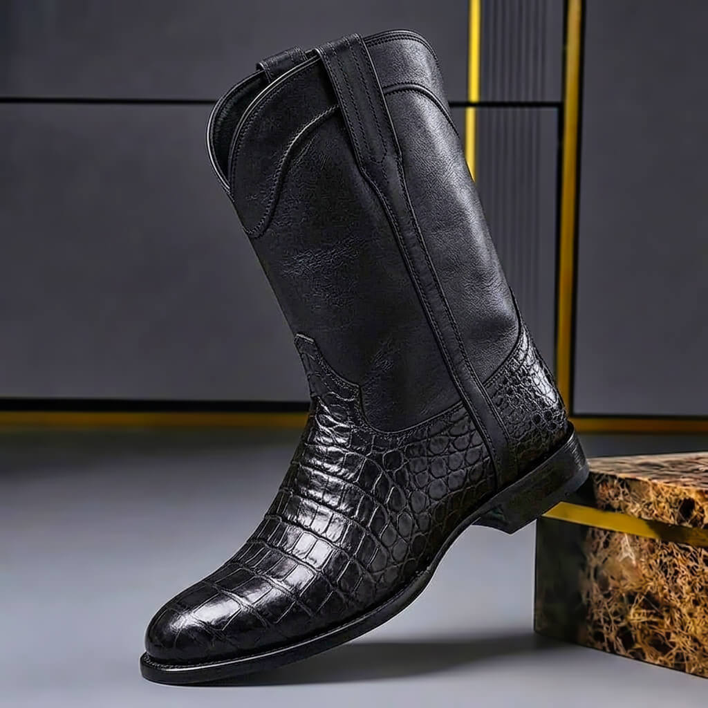 Classic Heritage Lace-Up Boots