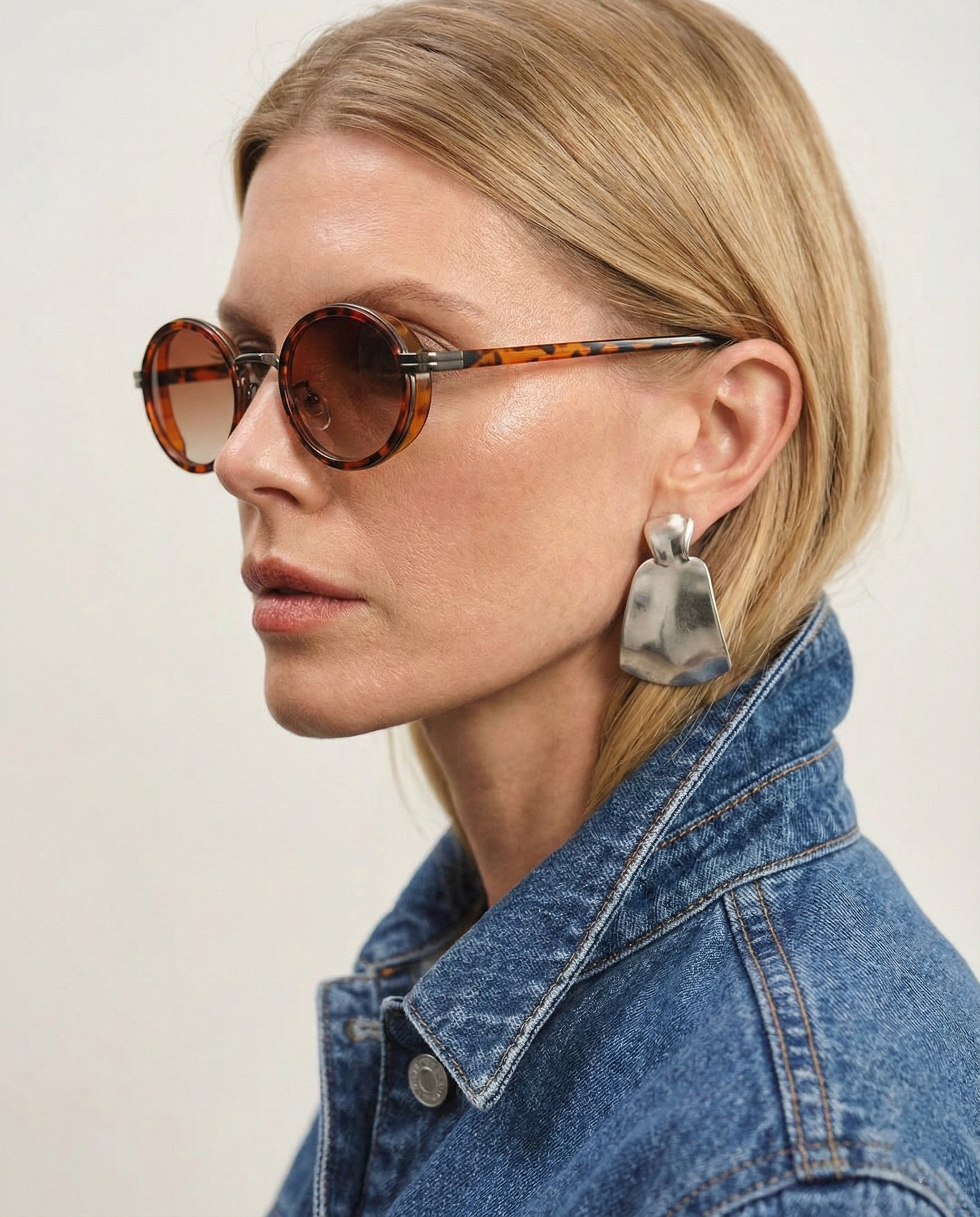 Icon Oval Sunglasses with Gold Detailing
