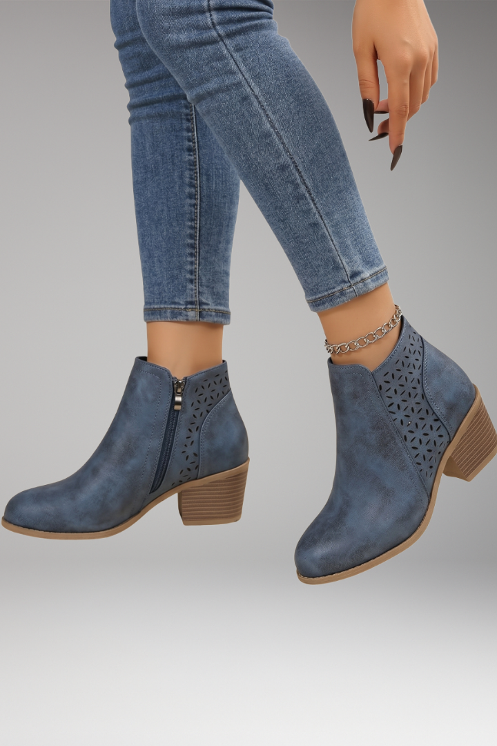 Boots Targeted Support Breathable Wide Heel