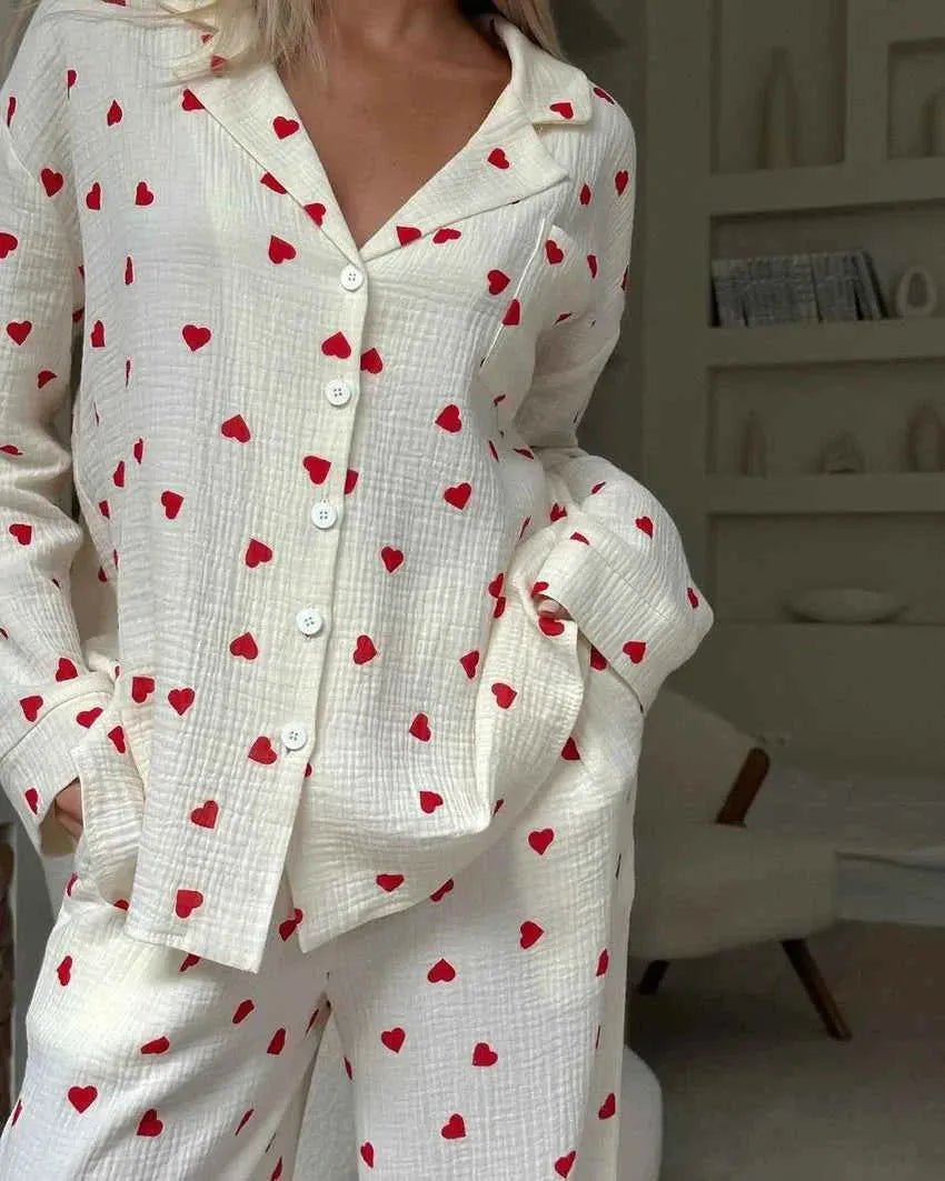 Heart print pyjama set, product photo