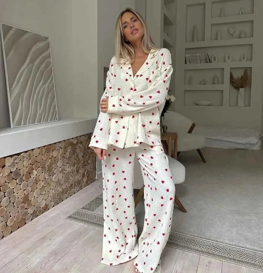 Heart print pyjama set with wide-leg trousers, front view