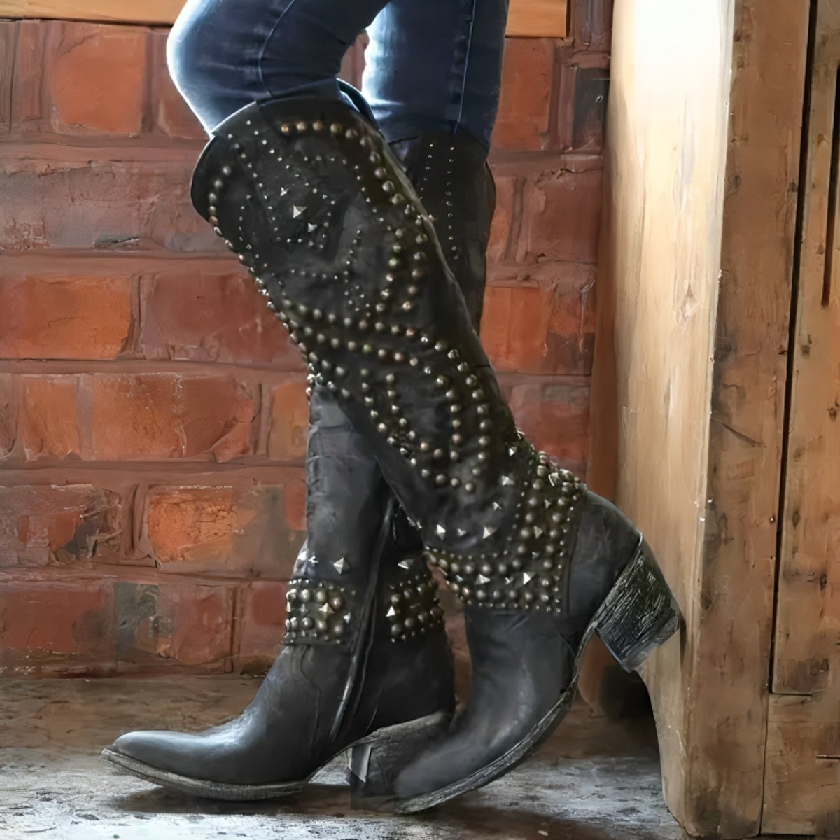Studded Western Boots Block Heel Zip