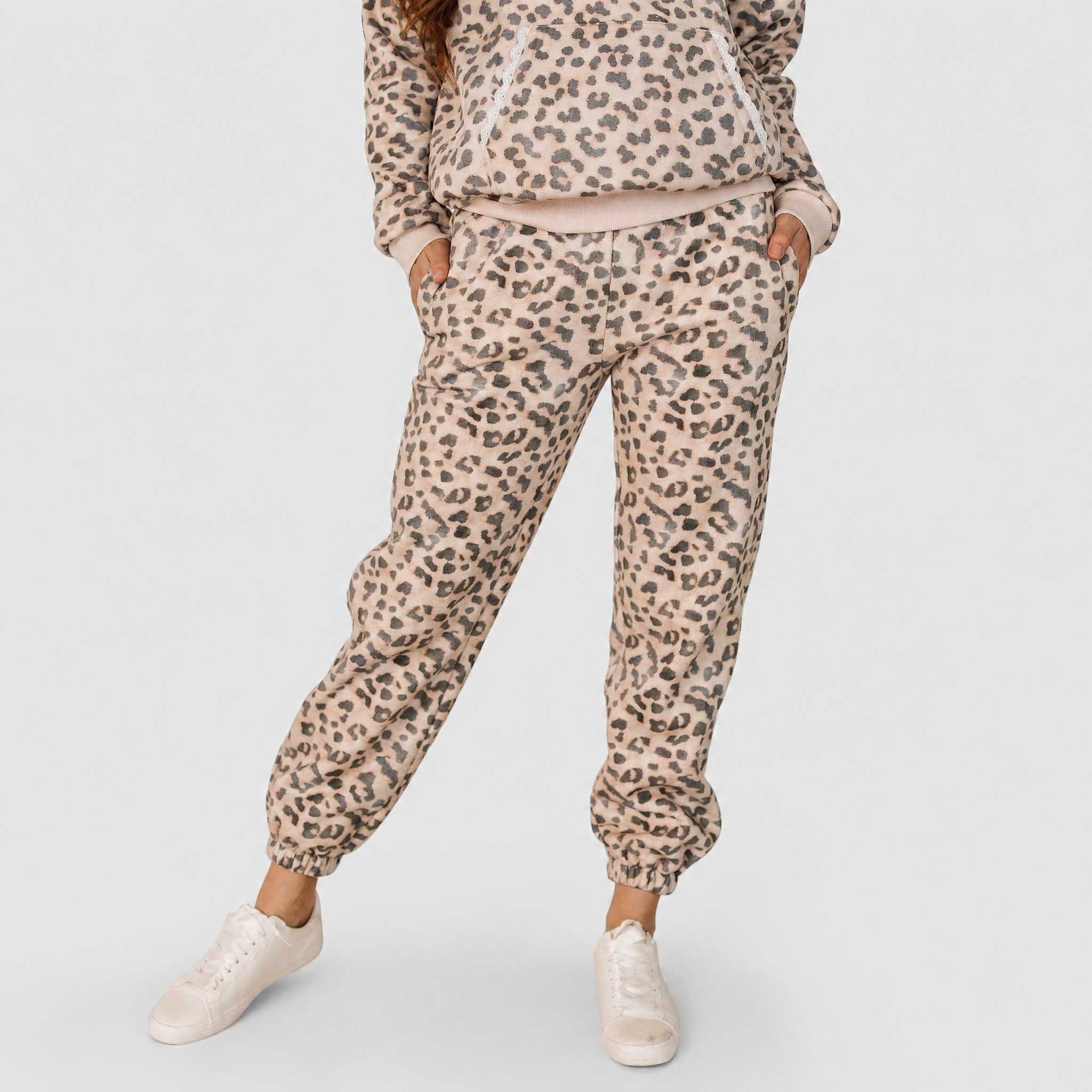 Joggers Fleece Lined Leopard Lace Pockets