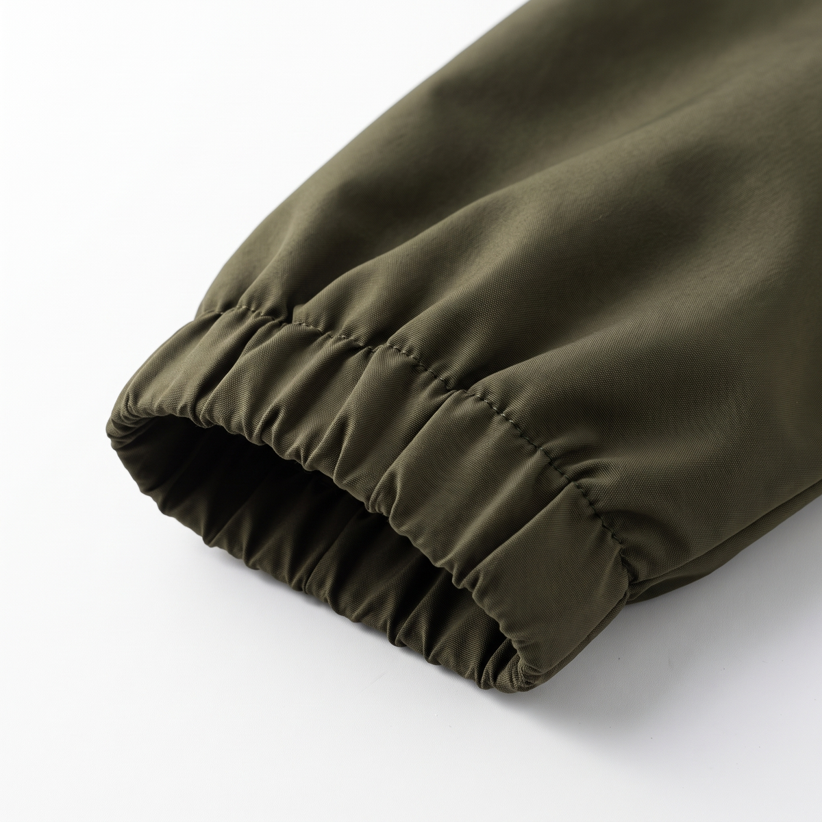 Elastic cuff detail, army green