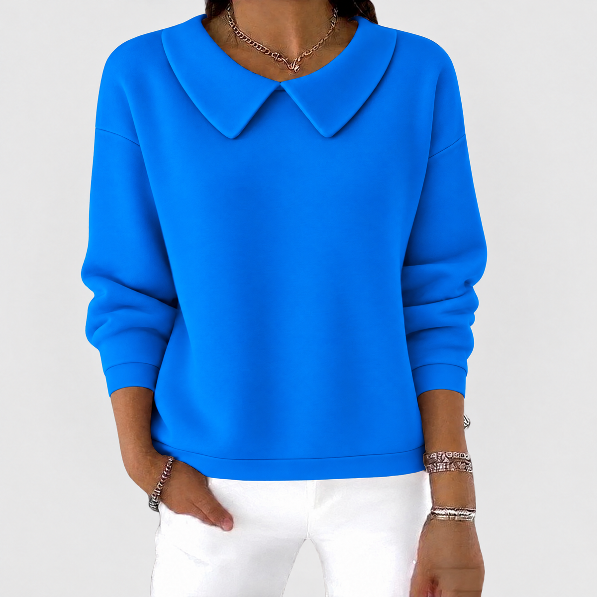 Collared jumper in blue with Peter Pan collar and relaxed fit