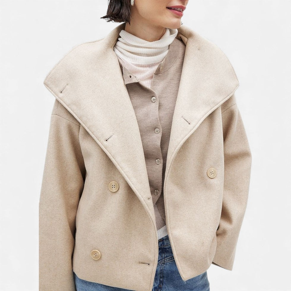 Short Double-Breasted Coat – Classic Fit (Women)