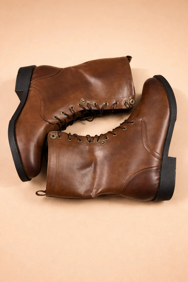 Lace Up Boots Foldable Shaft Treaded Sole