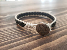 Load image into Gallery viewer, Beaded leather bracelet